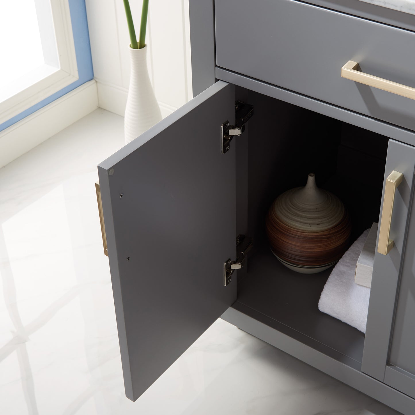 Ivy Single Bathroom Vanity Set in Gray and Carrara White Marble Countertop with Mirror