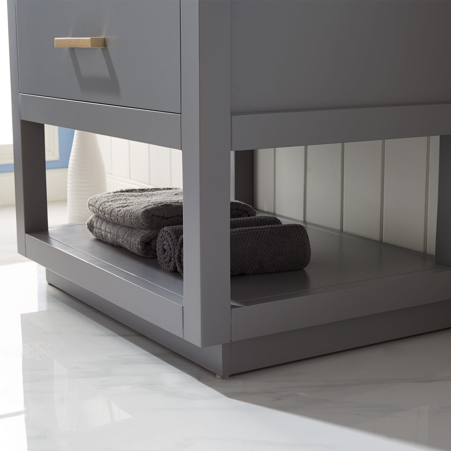 Remi Single Bathroom Vanity Set in Gray and Carrara White Marble Countertop with Mirror