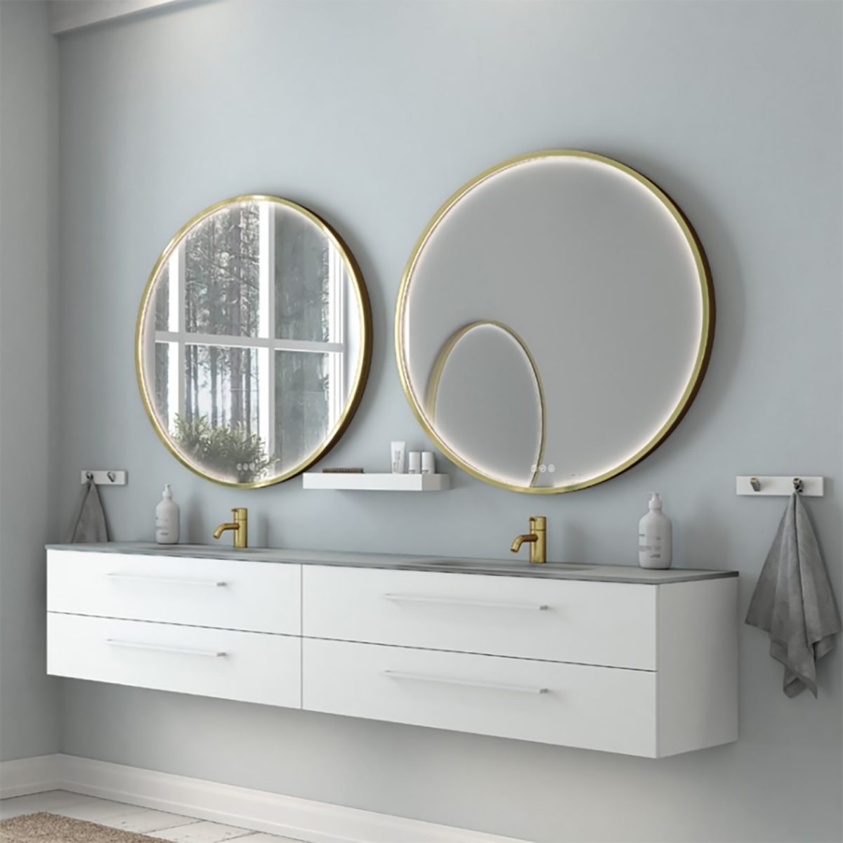 Oskar 32 Inch Round LED Mirror
