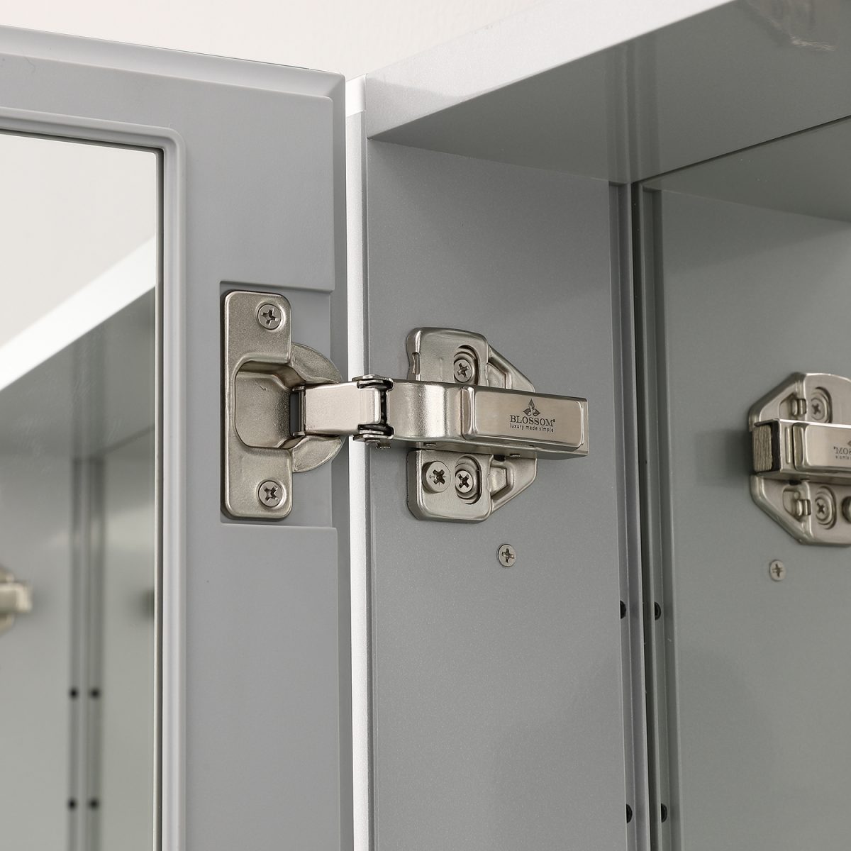 Aluminum Medicine Cabinet with Mirror – MC8 2026